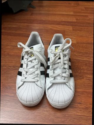 Adidas Superstar Talla 43 Blancas y Negras