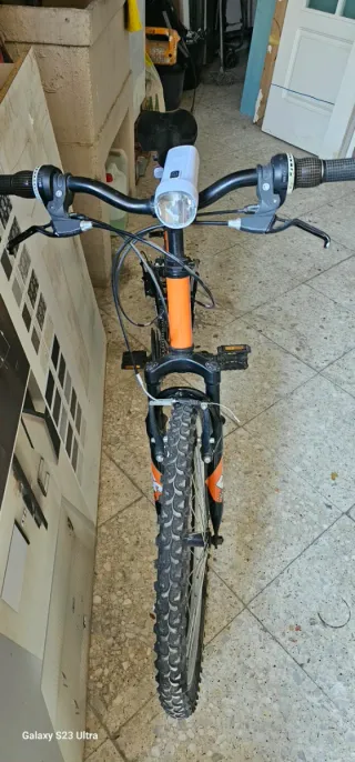 Bicicleta Naranja 70€ Rossa  35