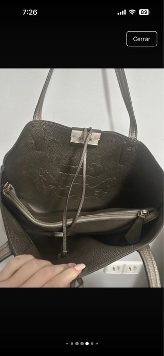 Bolso Guess Blanco con Flores Bordadas Con neceser