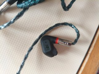 Pack Sennheiser Momentum 4 + IE200 + cable 4.4
