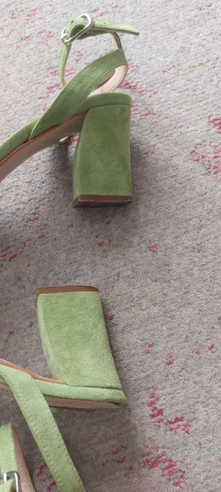 Zapatos Gloria Ortiz verdes talla 37