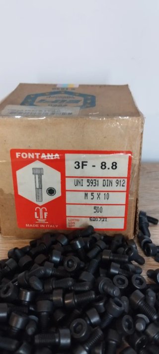 Tornillos Allen M5 x 10 DIN 912 NUEVO A ESTRENAR