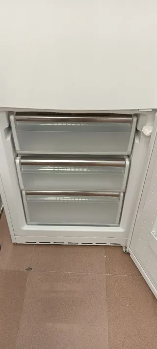 NEVERA COMBI SIEMENS NO FROST ENERGÍA A+