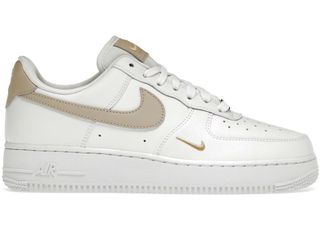 Nike Air Force 1 Mujer Beige y Blanco