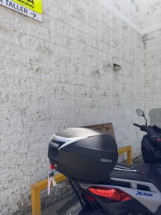 Baúl Yamaha XMAX SH34 Negro