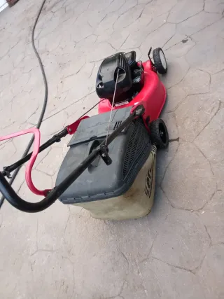 Cortacésped gasolina Efco Serie LR