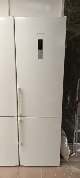 NEVERA COMBI BOSCH NO FROST ENERGÍA A++