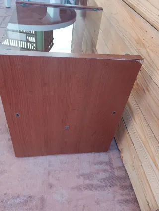 Mesa auxiliar madera y cristal