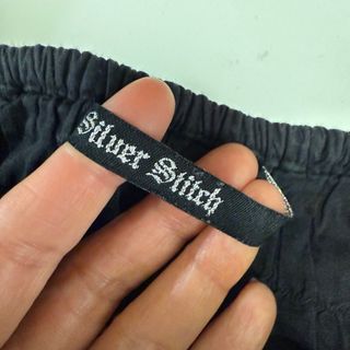 Talla M - Dorothy Perkins - Abito nero con dettagli ricamati