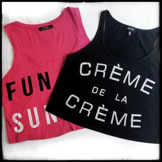 2 Tops talla M BERSHKA