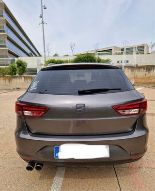 SEAT Leon. del 29/12/2013 NACIONAL
