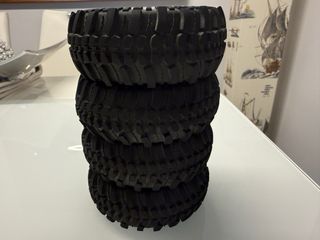 4 Ruedas Crawler 1/10 + 4 Insertos espuma