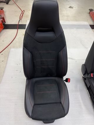 Asientos Mercedes Clase A (Conjunto Completo)