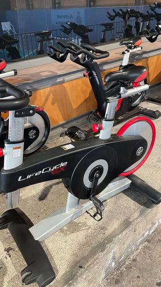 Bicicleta Spinning Life Fitness IC6