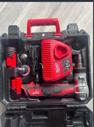 Máquina PEX Milwaukee