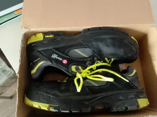 Scarpe antinfortunistiche Sixton nere e gialle