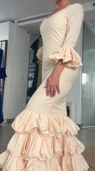 Traje Flamenca Beige Volantes Canasteros