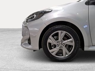 Toyota Yaris 1.5 120H Active Plus