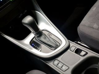 Toyota Yaris 1.5 120H Active Plus