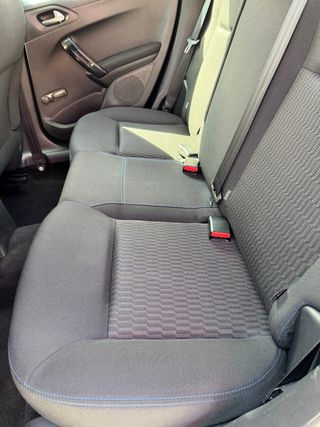 Peugeot 208 2019 (SOLO 52.000 km REALES)