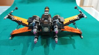 Lego 75102 X wing  negra