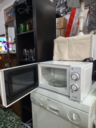 Microondas Orbegozo Grill Blanco
