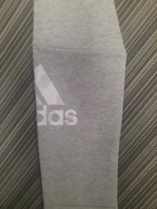 Pantalón Adidas gris chico Talla XS