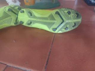 Botas de fútbol Nike Mercurial. Talla 37,5