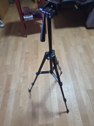 Trípode Aluminio 3120 + Soporte Móvil + Funda