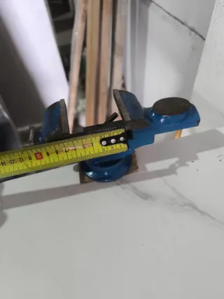 Torno de banco azul