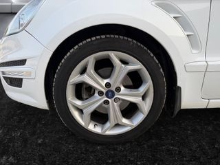 Ford S-MAX 2014