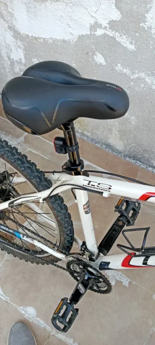 Bicicleta de Montaña BH Blanca
