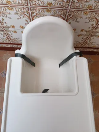 Trona de bebé en buen estado