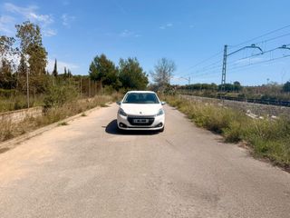Peugeot 208 2018