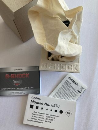 Reloj Casio G-Shock DW5000R-1AER