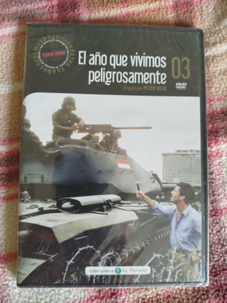 Lote 4 películas en DVDs sobre conflictos armados.