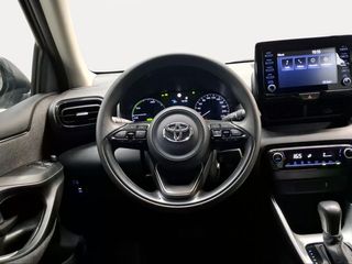 Toyota Yaris 1.5 120H Business Plus