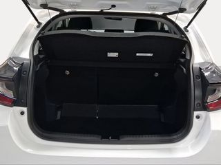 Toyota Yaris 1.5 120H Business Plus