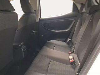 Toyota Yaris 1.5 120H Business Plus
