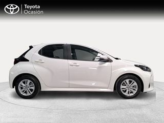 Toyota Yaris 1.5 120H Business Plus