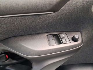 Toyota Yaris 1.5 120H Business Plus