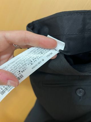 Traje negro Zara