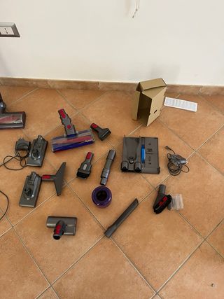 Accessori Dyson V11 Outsize - Molti Nuovi