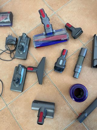 Accessori Dyson V11 Outsize - Molti Nuovi