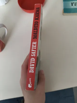 Maldito karma: Edición limitada a precio especial