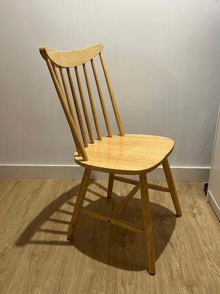 Silla de comedor de madera
