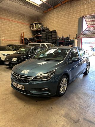Opel Astra 2016