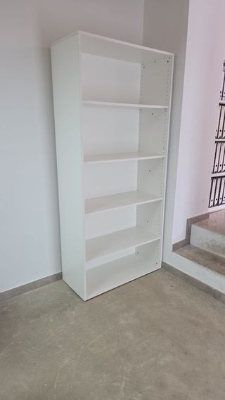Estantería blanca oficina poco uso