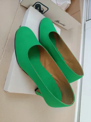 Zapatos de salón verdes