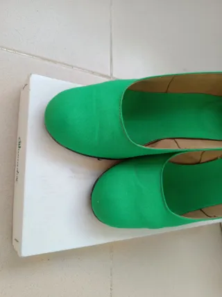Zapatos de salón verdes